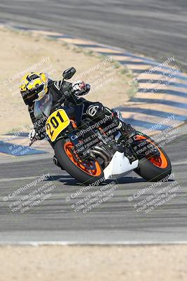 media/Nov-16-2025-Race Pace (Sun) [[8c5fa54630]]/Verified Riders/1-Turns 9 and 10 (925am)/